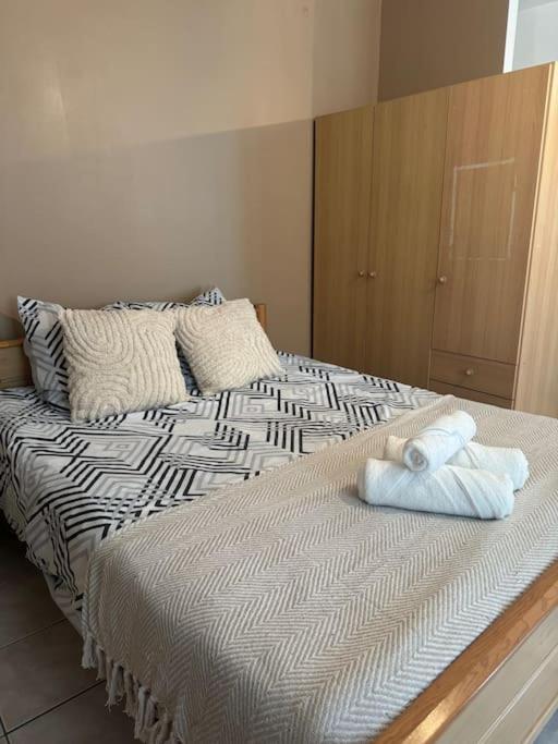 Bel Appartement, Coeur De Morlaix Exterior foto
